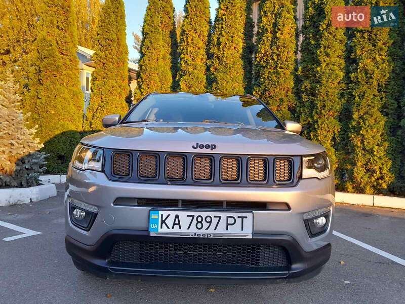 Внедорожник / Кроссовер Jeep Compass 2018 в Киеве