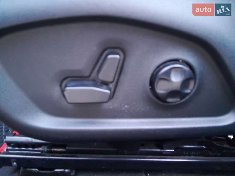 Внедорожник / Кроссовер Jeep Compass 2018 в Киеве