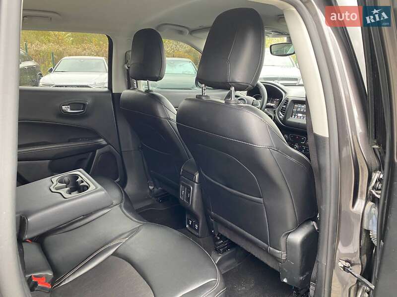 Позашляховик / Кросовер Jeep Compass 2019 в Львові фото 23 Позашляховик / Кросовер Jeep Compass 2019 в Львові