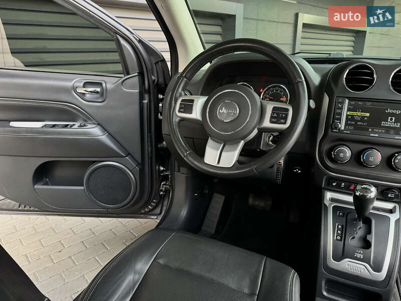 Внедорожник / Кроссовер Jeep Compass 2015 в Киеве фото 16 Внедорожник / Кроссовер Jeep Compass 2015 в Киеве