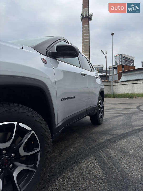 Позашляховик / Кросовер Jeep Compass 2025 в Києві фото 4 Позашляховик / Кросовер Jeep Compass 2025 в Києві