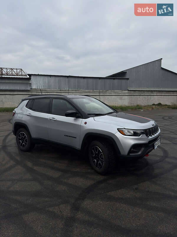 Позашляховик / Кросовер Jeep Compass 2025 в Києві фото 9 Позашляховик / Кросовер Jeep Compass 2025 в Києві