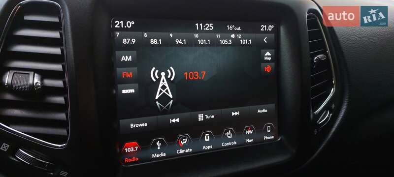 Внедорожник / Кроссовер Jeep Compass 2018 в Дубно