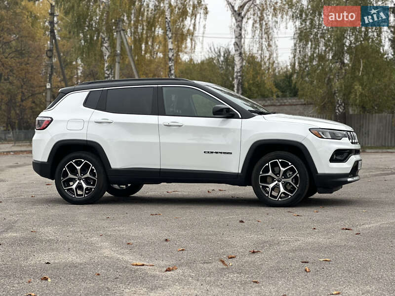 Внедорожник / Кроссовер Jeep Compass 2024 в Первомайске