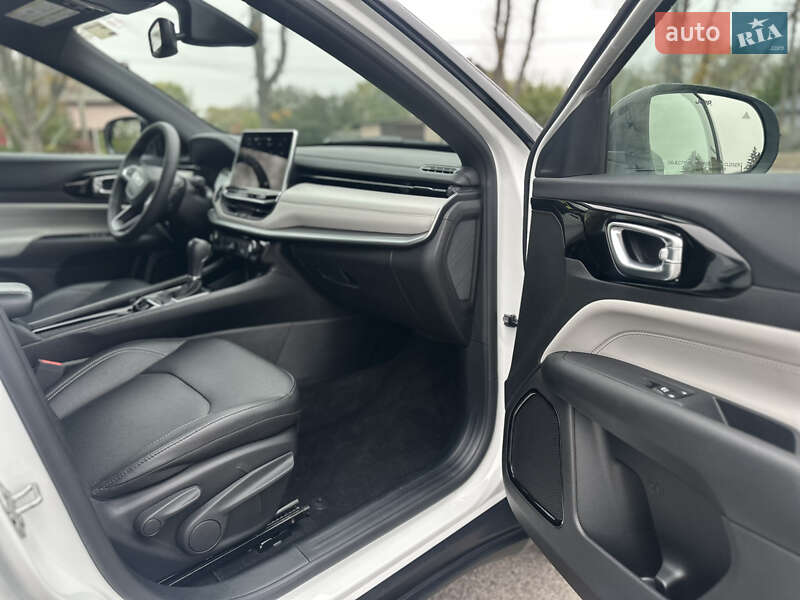 Внедорожник / Кроссовер Jeep Compass 2024 в Первомайске