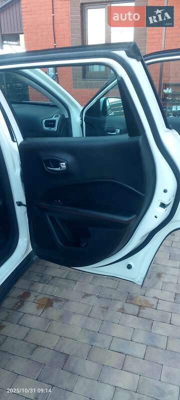 Внедорожник / Кроссовер Jeep Compass 2017 в Виннице фото 14 Внедорожник / Кроссовер Jeep Compass 2017 в Виннице