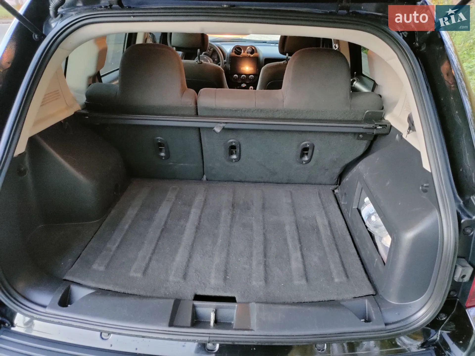 2016 Jeep Compass - мініатюра 11