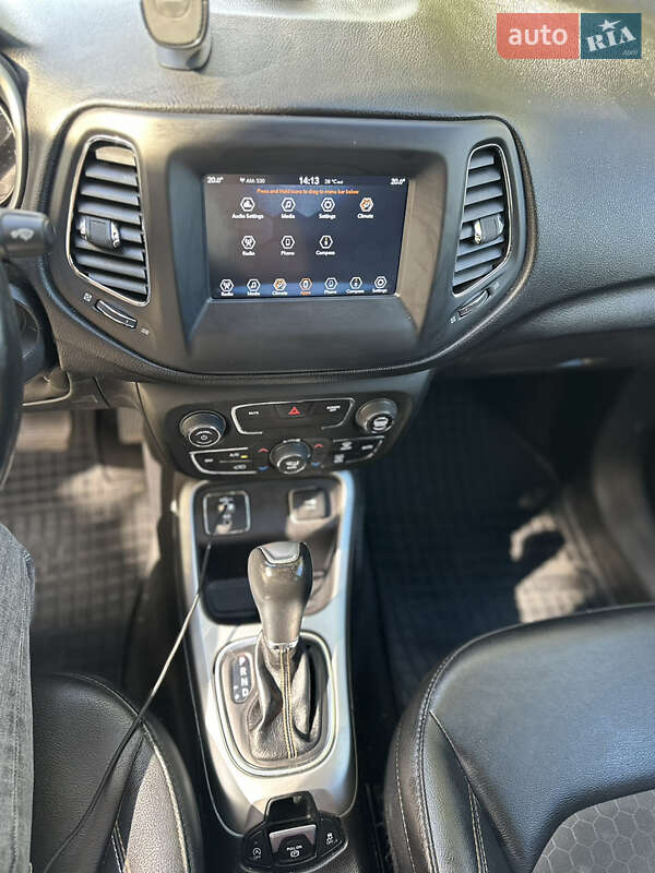 Внедорожник / Кроссовер Jeep Compass 2019 в Киеве фото 21 Внедорожник / Кроссовер Jeep Compass 2019 в Киеве