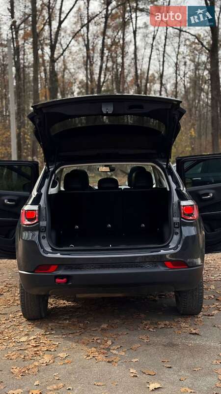 Внедорожник / Кроссовер Jeep Compass 2018 в Киеве