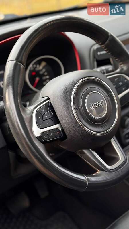 Внедорожник / Кроссовер Jeep Compass 2018 в Киеве