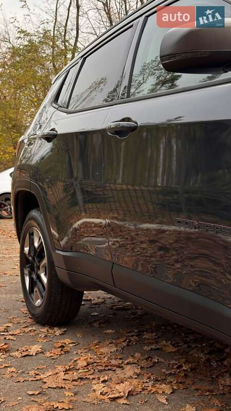 Внедорожник / Кроссовер Jeep Compass 2018 в Киеве