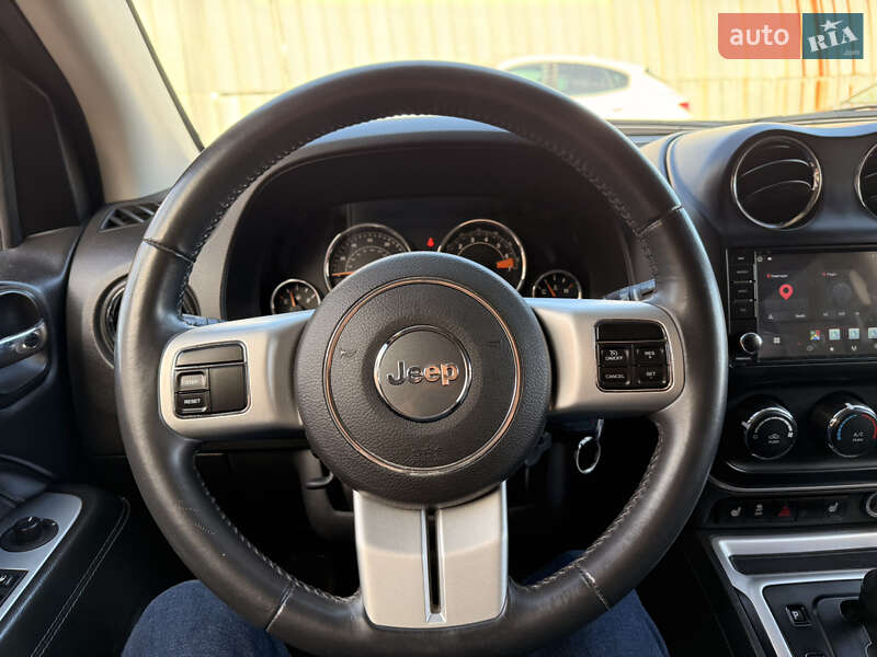 Внедорожник / Кроссовер Jeep Compass 2015 в Киеве фото 13 Внедорожник / Кроссовер Jeep Compass 2015 в Киеве