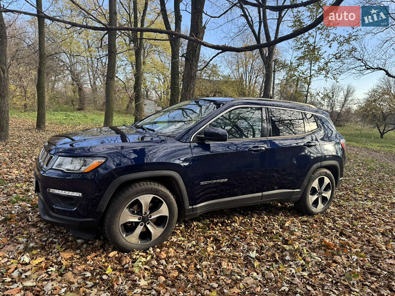 Внедорожник / Кроссовер Jeep Compass 2017 в Черняхове