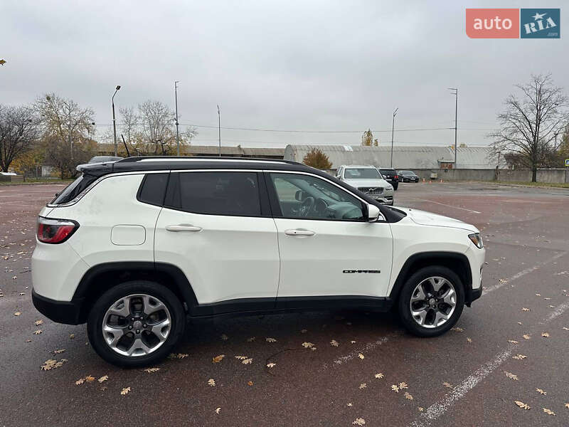 Внедорожник / Кроссовер Jeep Compass 2018 в Киеве