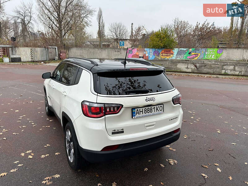 Внедорожник / Кроссовер Jeep Compass 2018 в Киеве