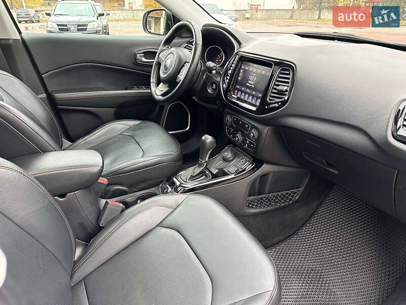 Внедорожник / Кроссовер Jeep Compass 2018 в Киеве