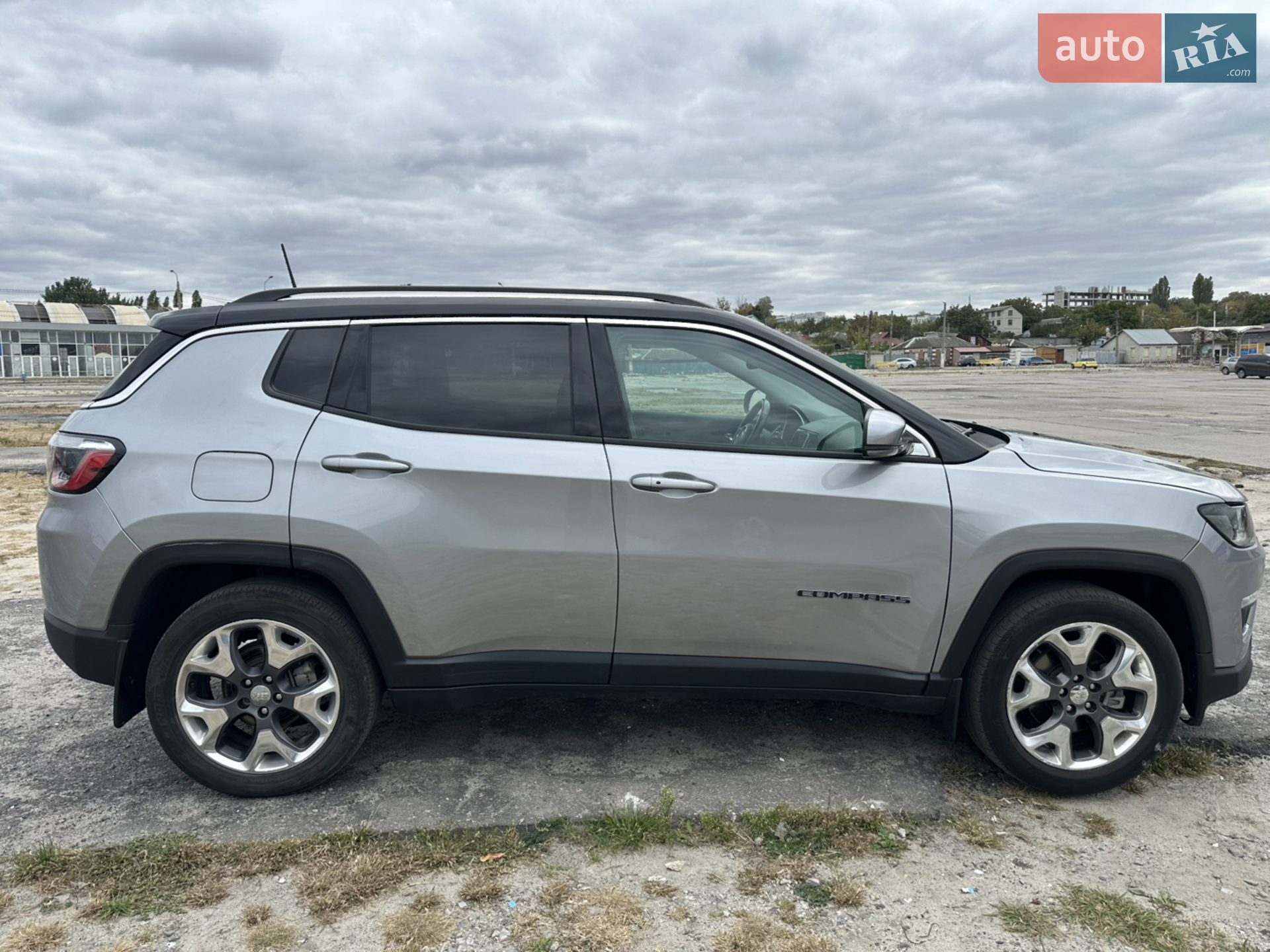 2020 Jeep Compass - мініатюра 19