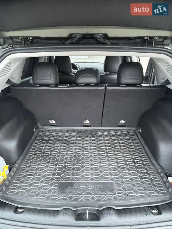 Позашляховик / Кросовер Jeep Compass 2017 в Полтаві