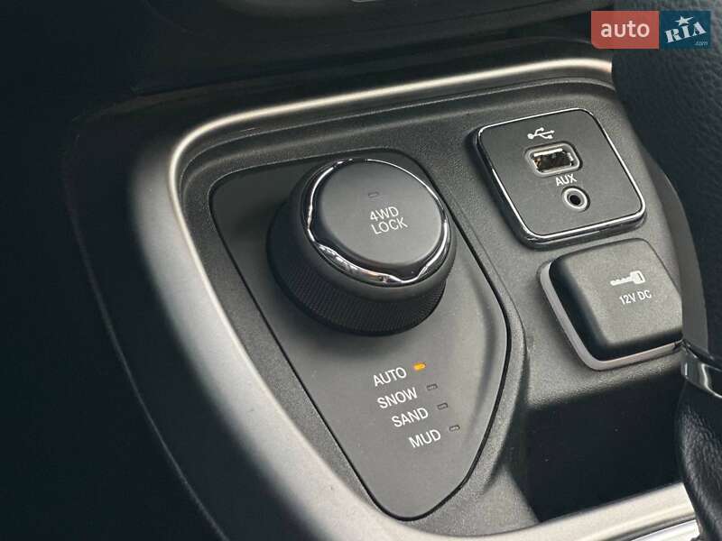 Внедорожник / Кроссовер Jeep Compass 2018 в Киеве