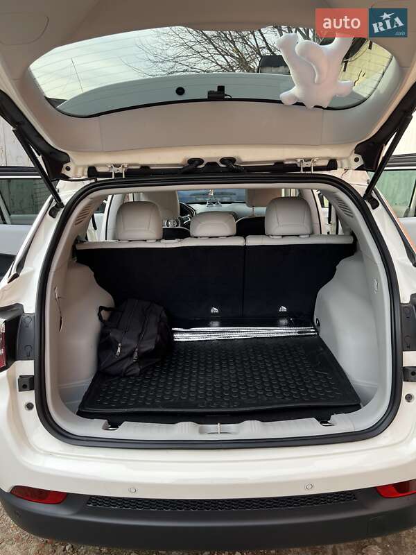 Внедорожник / Кроссовер Jeep Compass 2020 в Киеве