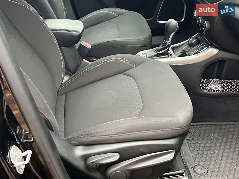 Внедорожник / Кроссовер Jeep Compass 2017 в Киеве фото 33 Внедорожник / Кроссовер Jeep Compass 2017 в Киеве