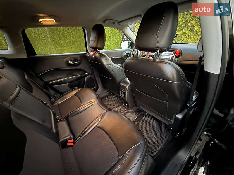 Внедорожник / Кроссовер Jeep Compass 2019 в Стрые