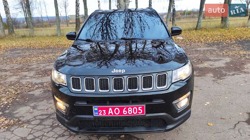 Внедорожник / Кроссовер Jeep Compass 2018 в Тростянце