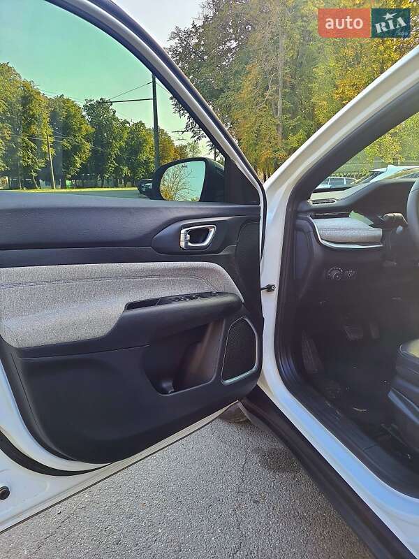 Позашляховик / Кросовер Jeep Compass 2024 в Полтаві фото 7 Позашляховик / Кросовер Jeep Compass 2024 в Полтаві
