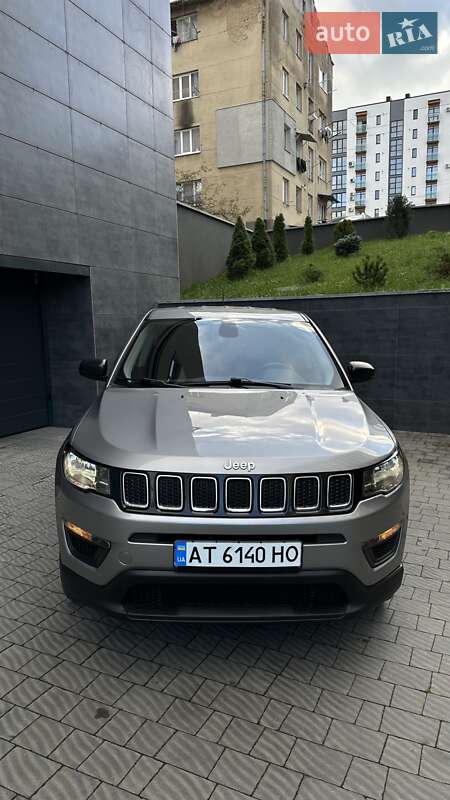Внедорожник / Кроссовер Jeep Compass 2017 в Ивано-Франковске фото 12 Внедорожник / Кроссовер Jeep Compass 2017 в Ивано-Франковске
