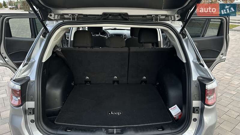 Внедорожник / Кроссовер Jeep Compass 2017 в Ивано-Франковске фото 18 Внедорожник / Кроссовер Jeep Compass 2017 в Ивано-Франковске