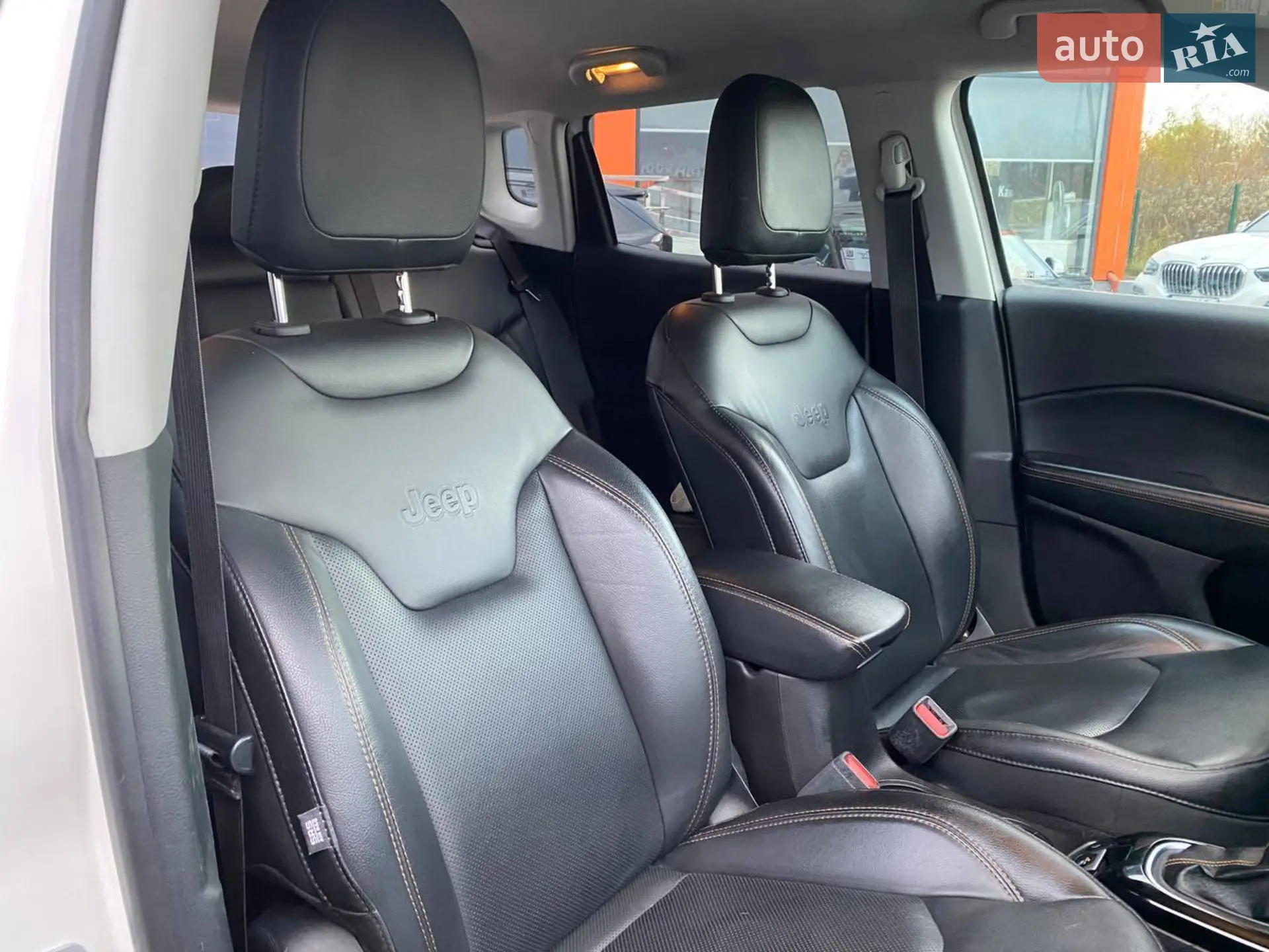 2018 Jeep Compass - мініатюра 28