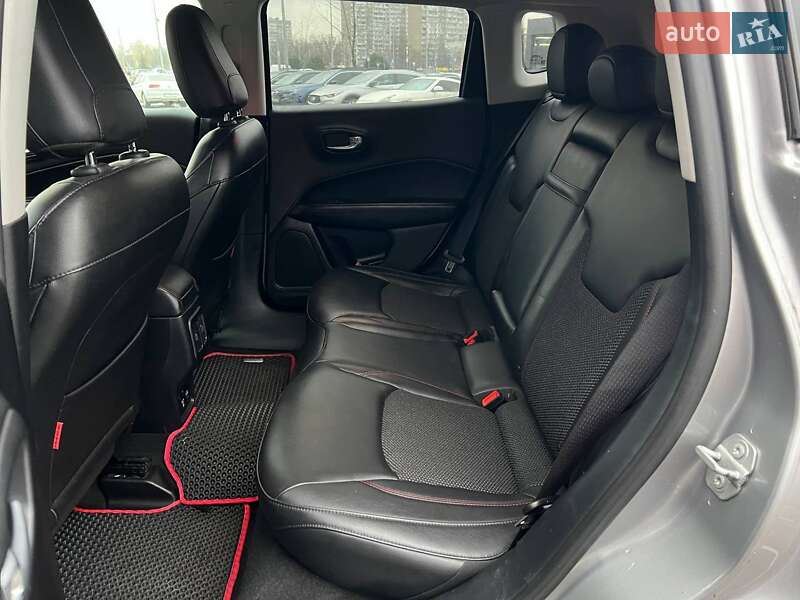 Позашляховик / Кросовер Jeep Compass 2019 в Києві фото 9 Позашляховик / Кросовер Jeep Compass 2019 в Києві