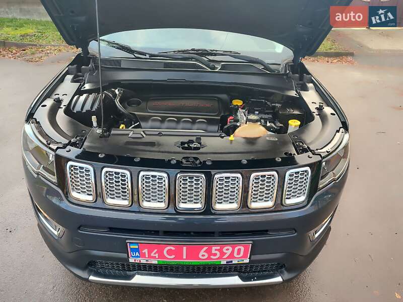 Внедорожник / Кроссовер Jeep Compass 2018 в Дубно