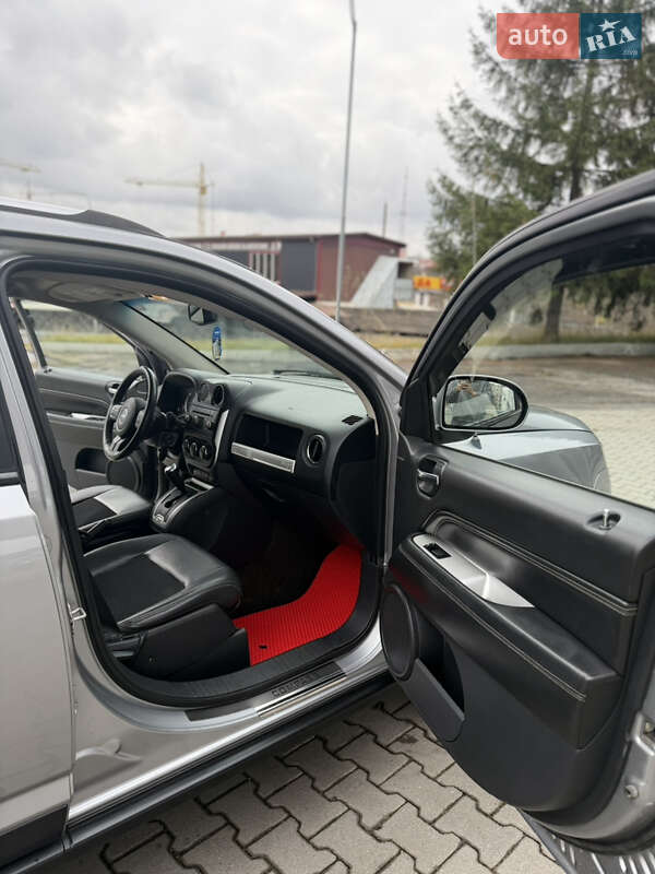 Внедорожник / Кроссовер Jeep Compass 2014 в Хмельницком