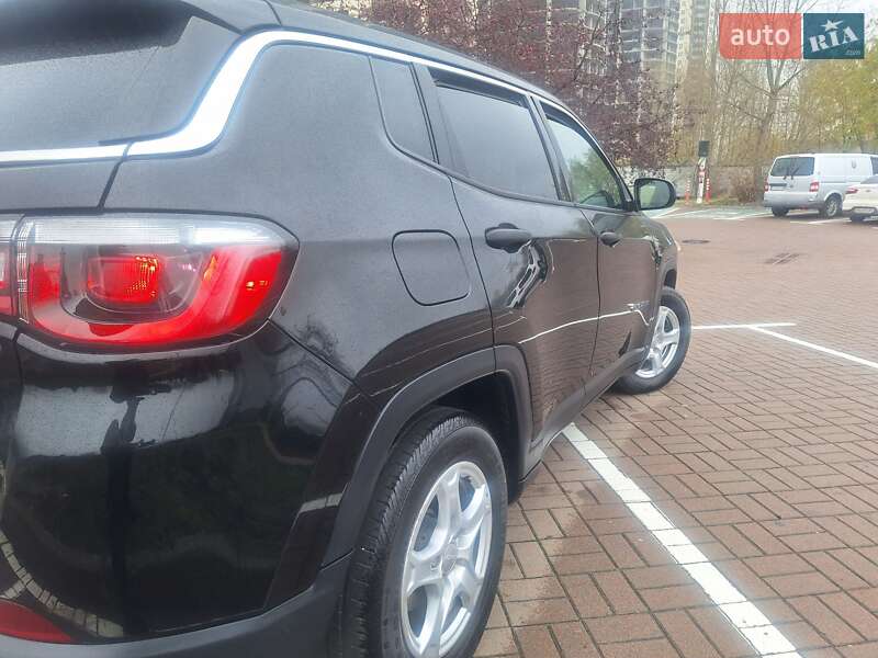 Позашляховик / Кросовер Jeep Compass 2022 в Києві фото 18 Позашляховик / Кросовер Jeep Compass 2022 в Києві