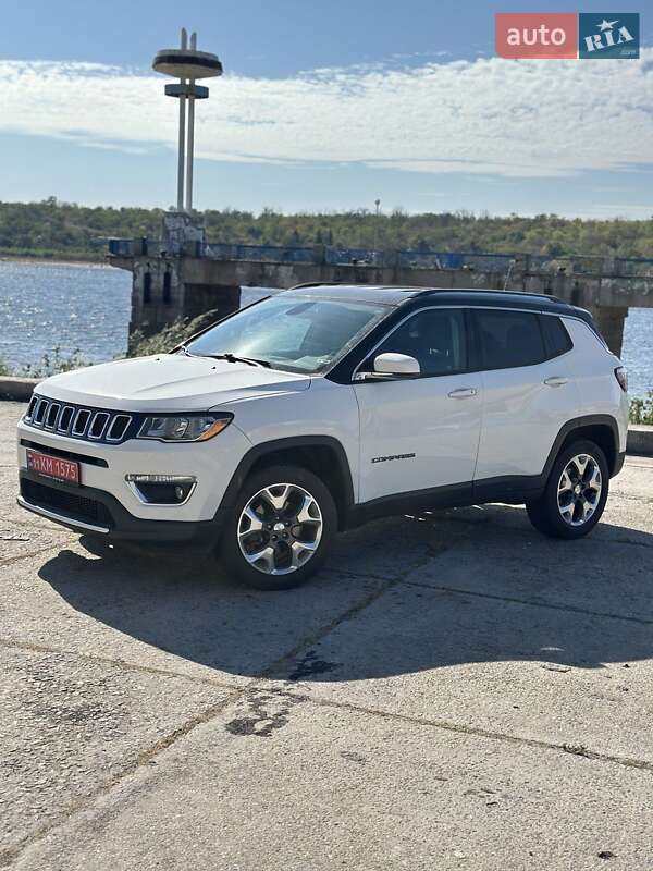 Внедорожник / Кроссовер Jeep Compass 2019 в Запорожье фото 2 Внедорожник / Кроссовер Jeep Compass 2019 в Запорожье