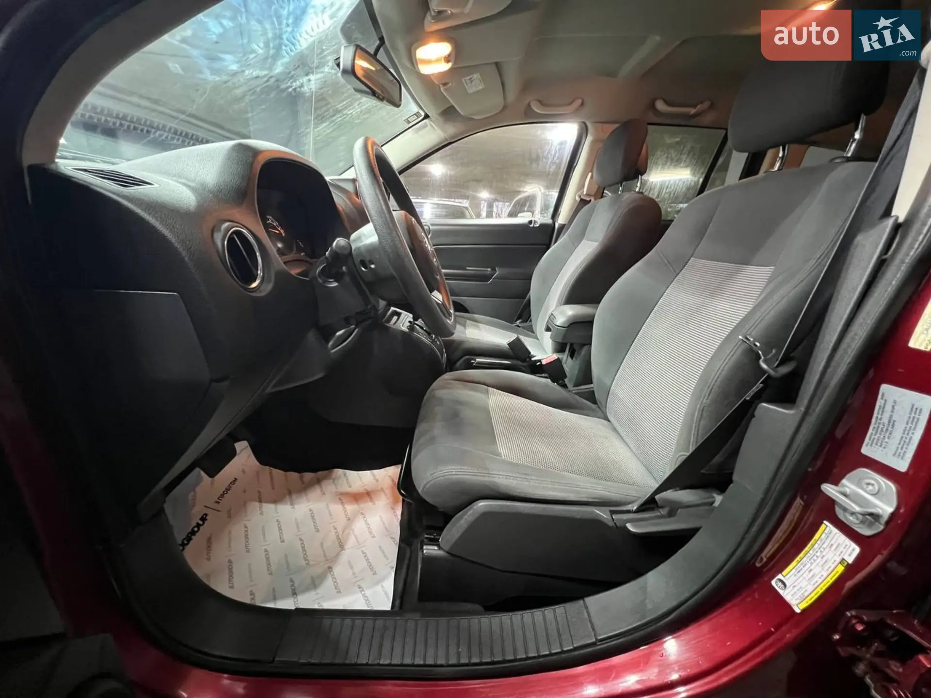 2016 Jeep Compass - мініатюра 22