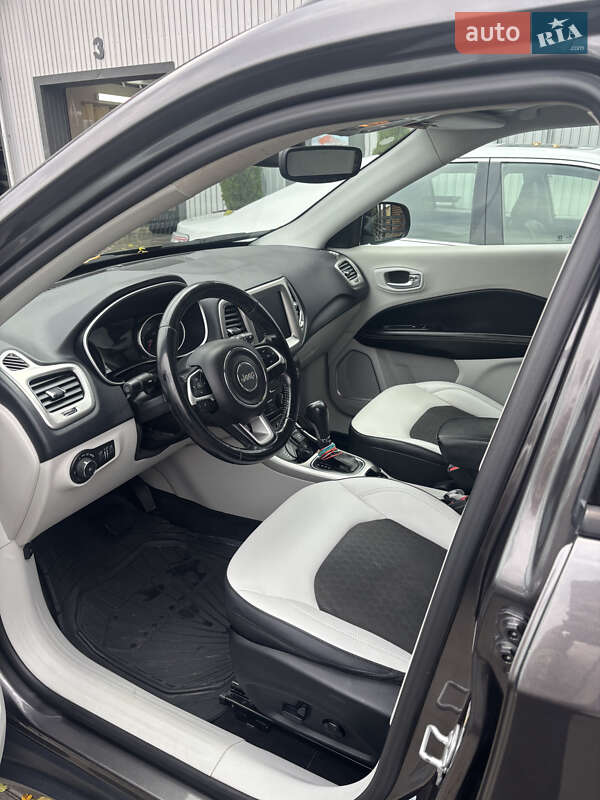 Внедорожник / Кроссовер Jeep Compass 2017 в Каменец-Подольском фото 9 Внедорожник / Кроссовер Jeep Compass 2017 в Каменец-Подольском