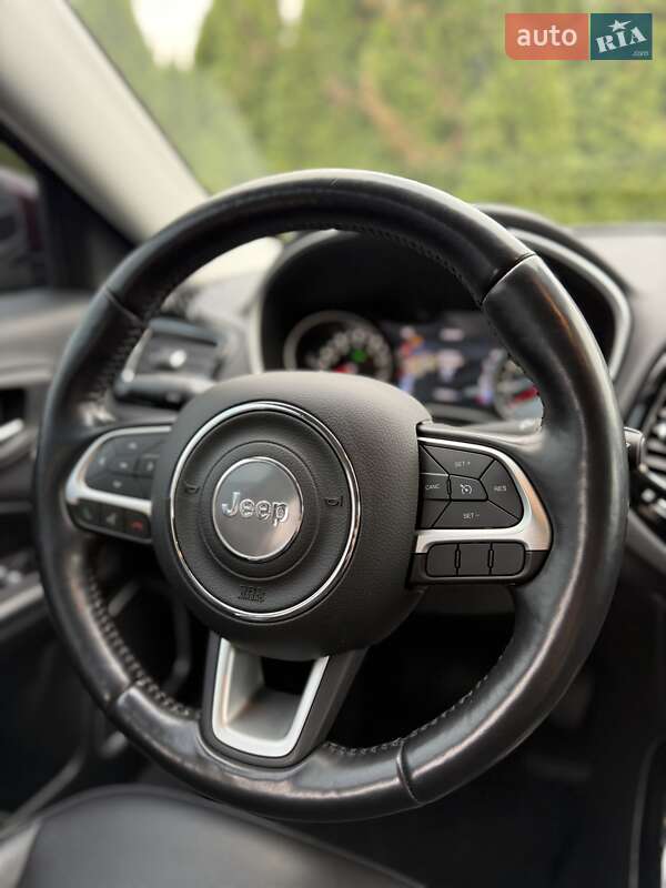 Внедорожник / Кроссовер Jeep Compass 2020 в Киеве