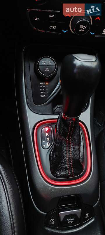 Позашляховик / Кросовер Jeep Compass 2017 в Дубні фото 29 Позашляховик / Кросовер Jeep Compass 2017 в Дубні