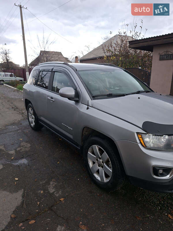 Внедорожник / Кроссовер Jeep Compass 2014 в Кривом Роге