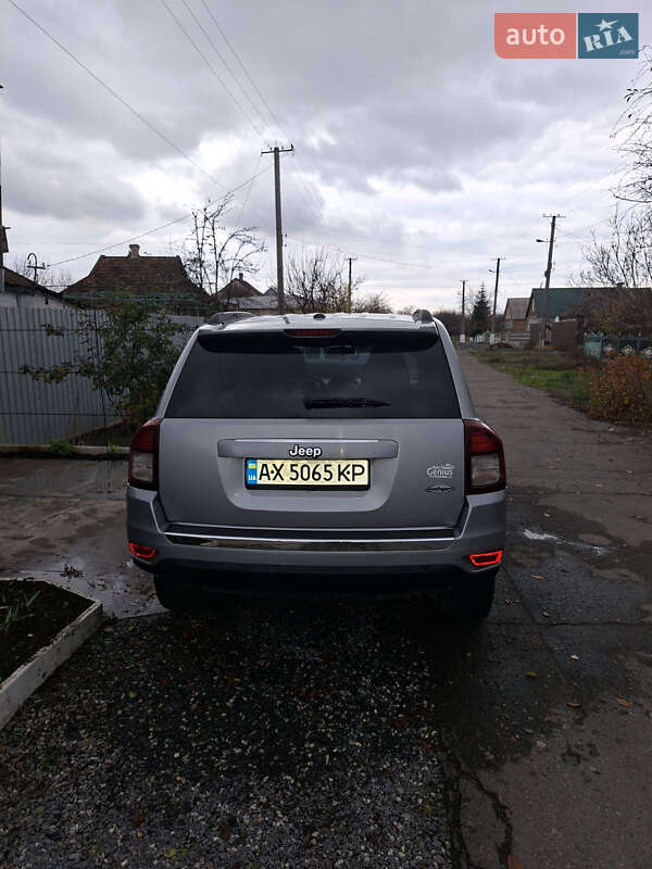 Внедорожник / Кроссовер Jeep Compass 2014 в Кривом Роге
