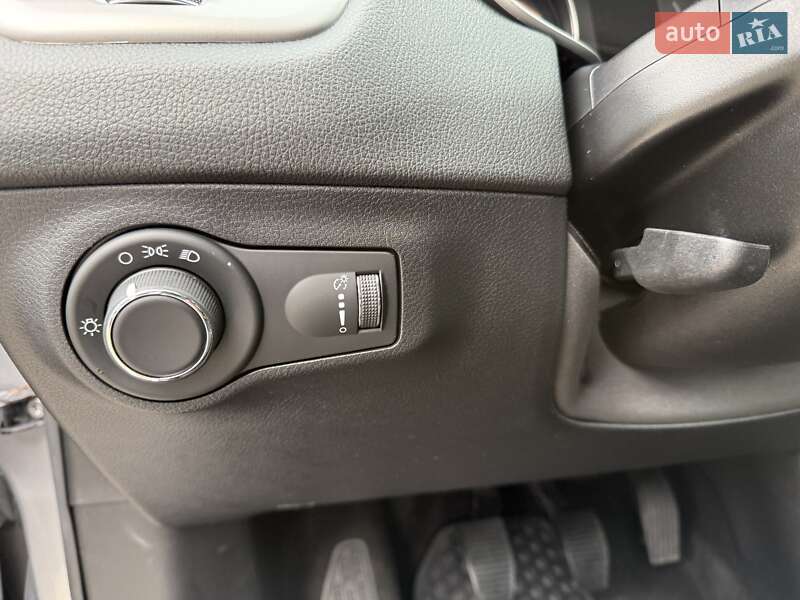 Внедорожник / Кроссовер Jeep Compass 2018 в Киеве