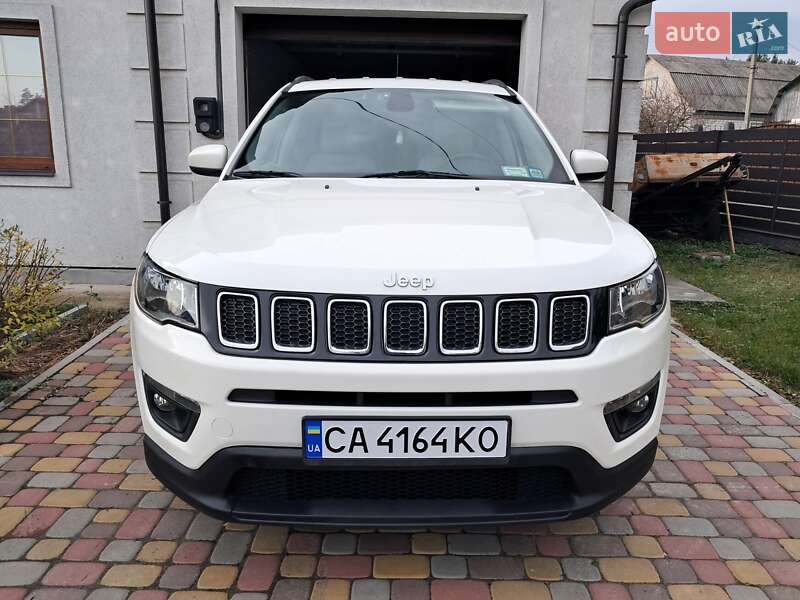 Позашляховик / Кросовер Jeep Compass 2018 в Черкасах фото 2 Позашляховик / Кросовер Jeep Compass 2018 в Черкасах