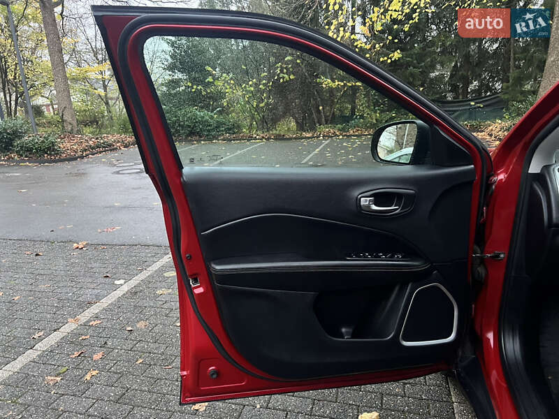 Внедорожник / Кроссовер Jeep Compass 2018 в Харькове