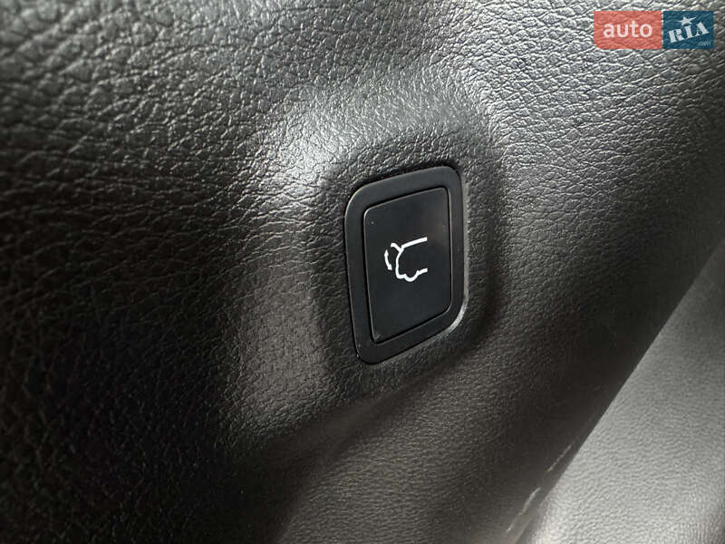 Внедорожник / Кроссовер Jeep Compass 2023 в Калуше