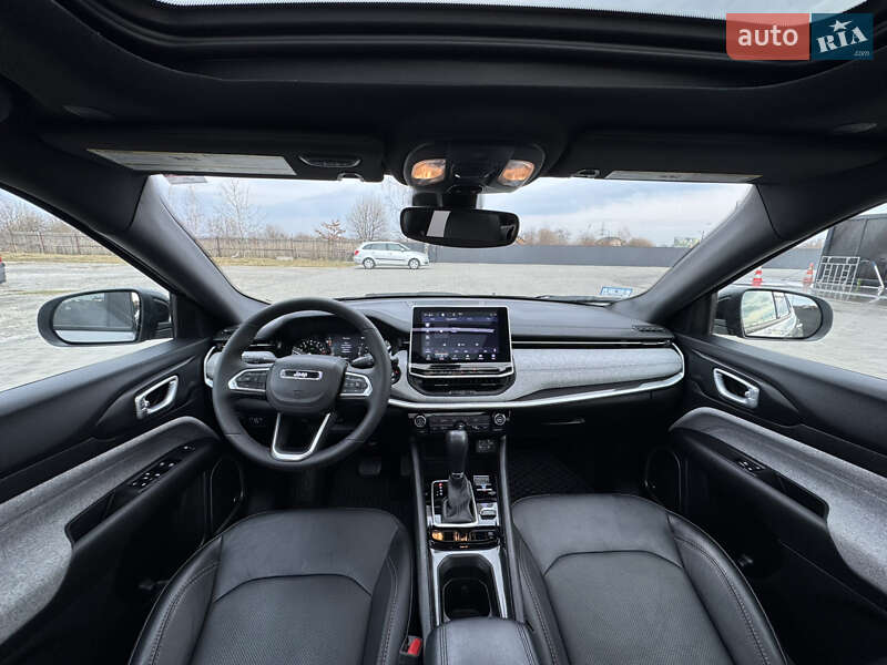 Внедорожник / Кроссовер Jeep Compass 2023 в Калуше