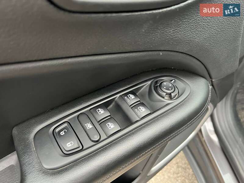 Внедорожник / Кроссовер Jeep Compass 2018 в Киеве