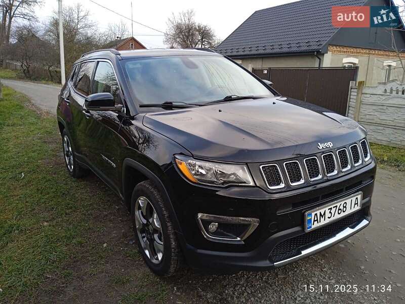 Внедорожник / Кроссовер Jeep Compass 2017 в Любаре