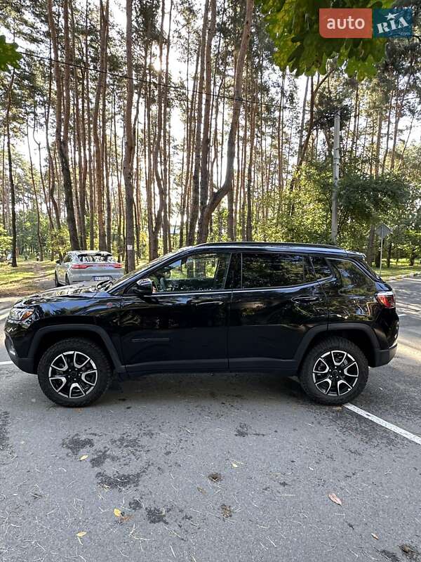 Позашляховик / Кросовер Jeep Compass 2025 в Білогородці